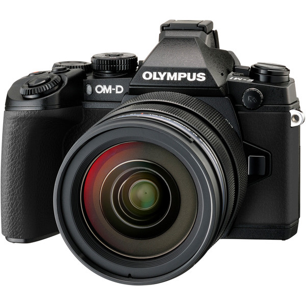 Цифровая системная фотокамера OLYMPUS E-M1 KIT (12-40) Black/Black